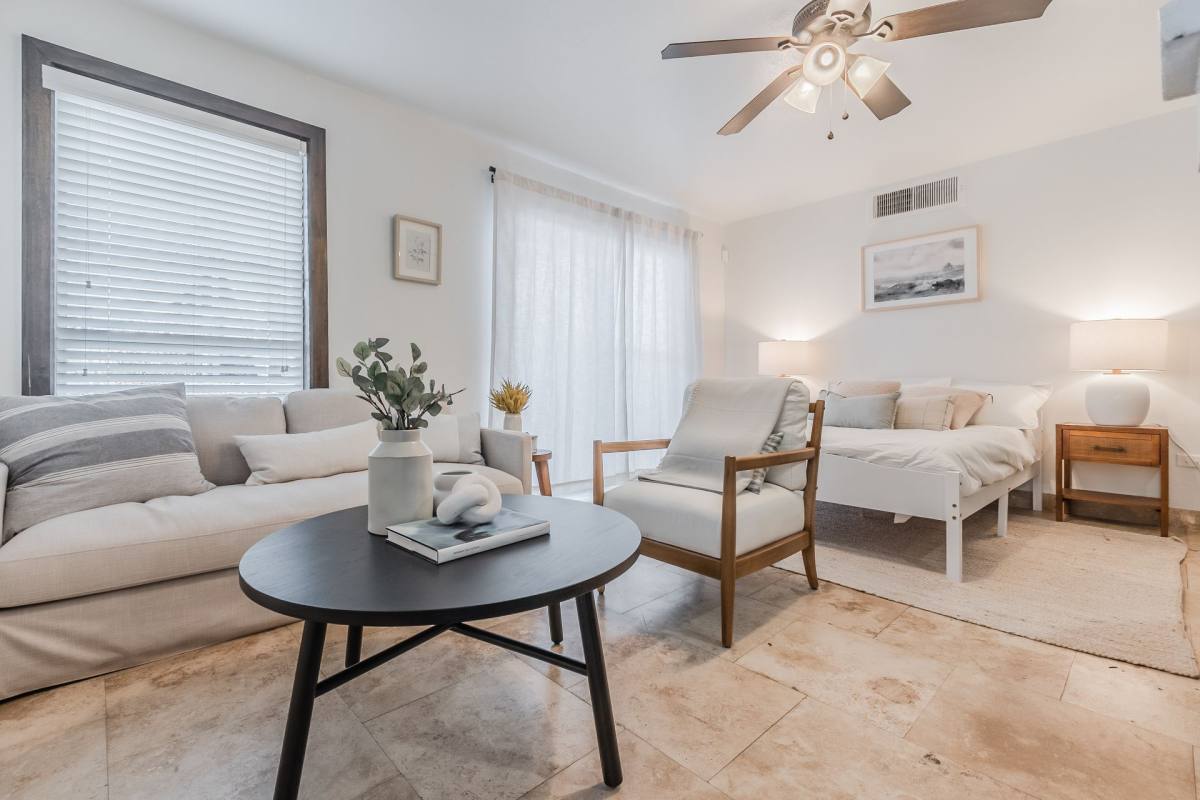 Apartment for rent at 6466 Ridgecrest Rd, Dallas, TX 75231
