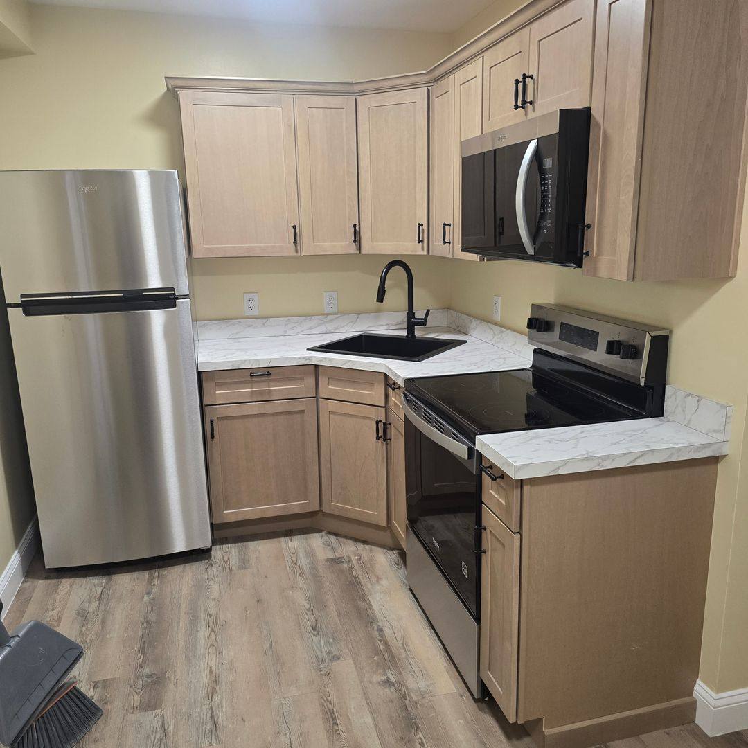 Apartment for rent at 225 Spruce St, Manchester, NH 03103