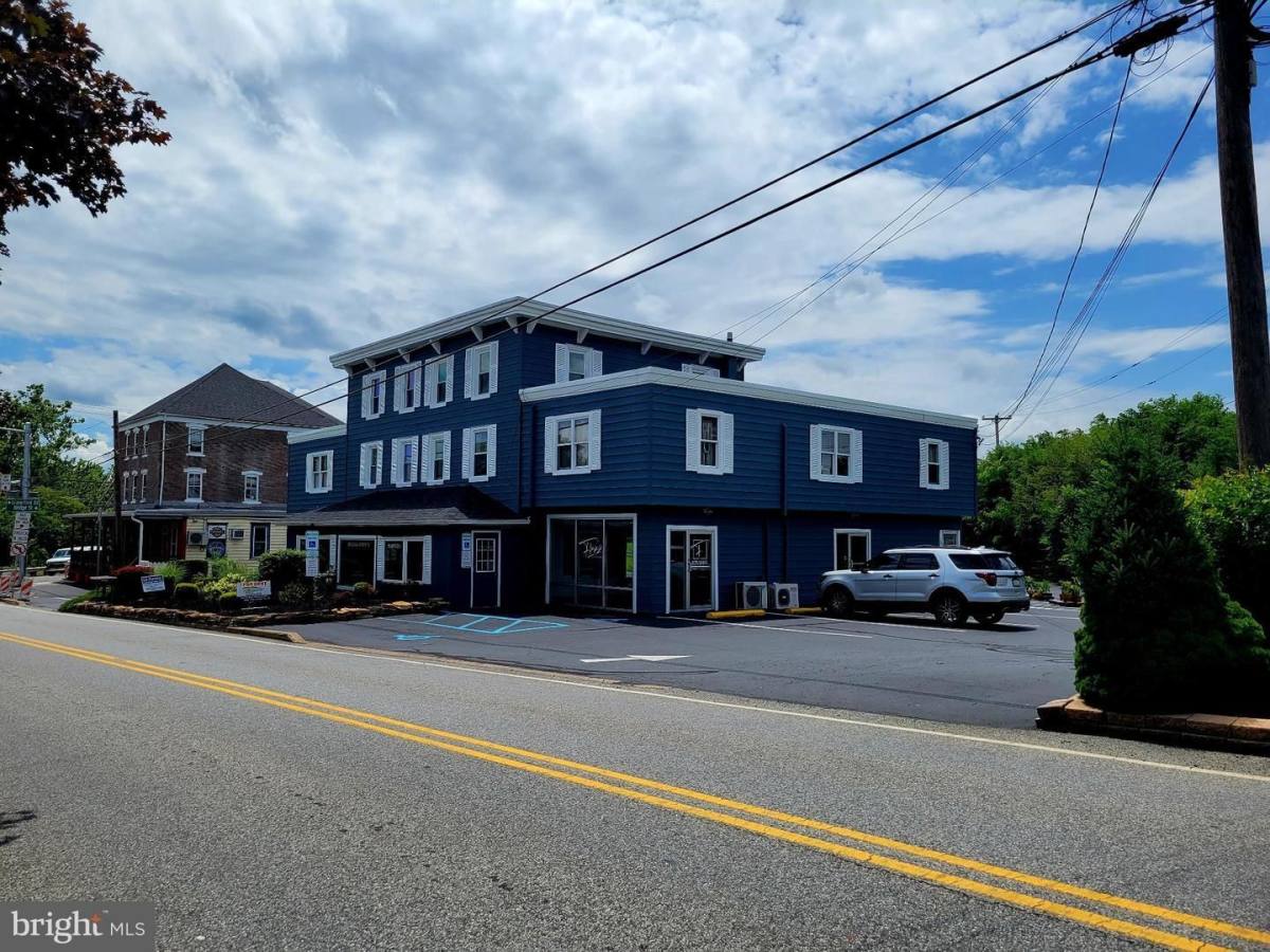 Apartment for rent at 25 Bridge St, Collegeville, PA 19426