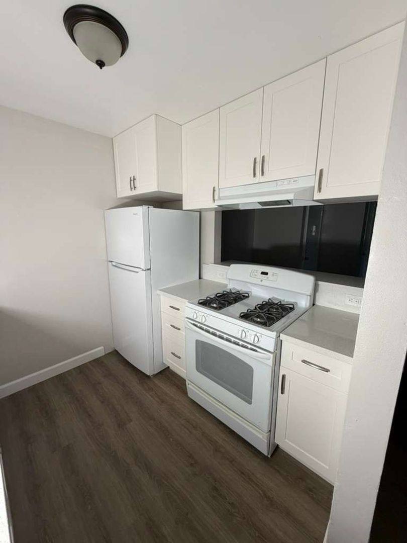 Apartment for rent at 4571 N Figueroa St, Los Angeles, CA 90065