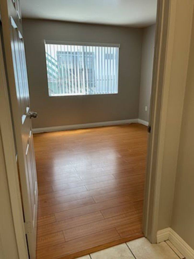 Apartment for rent at 1618 Schrader Blvd, Los Angeles, CA 90028