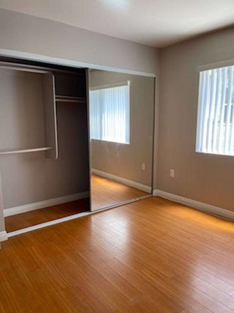 Apartment for rent at 1618 Schrader Blvd, Los Angeles, CA 90028