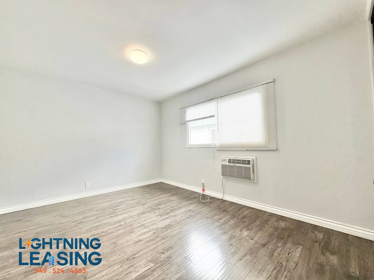 Apartment for rent at 1526 Corinth Ave #7, Los Angeles, CA 90025