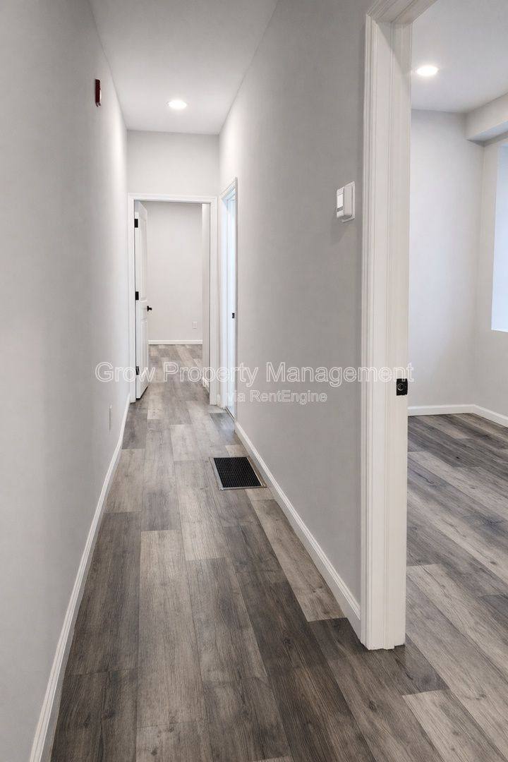 Apartment for rent at 623 W Oxford St #1, Philadelphia, PA 19122