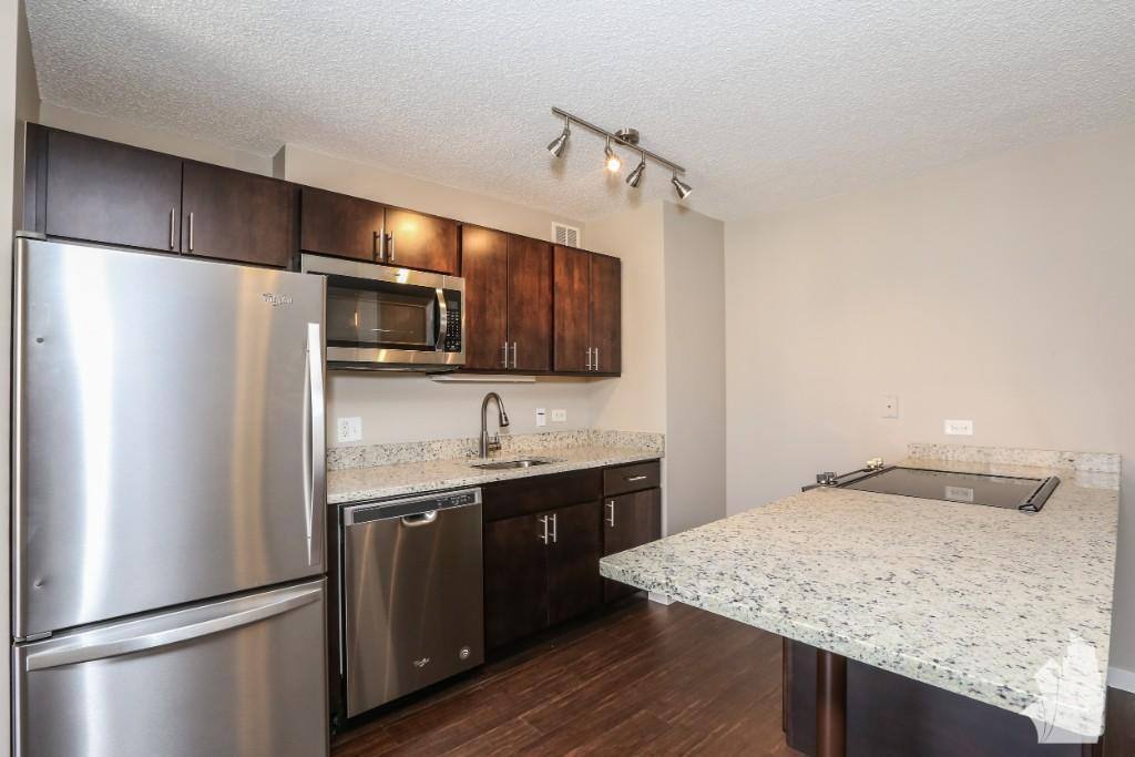 1 W Superior St #3502, Chicago, IL 60654 - Apartment For Rent - Image 1
