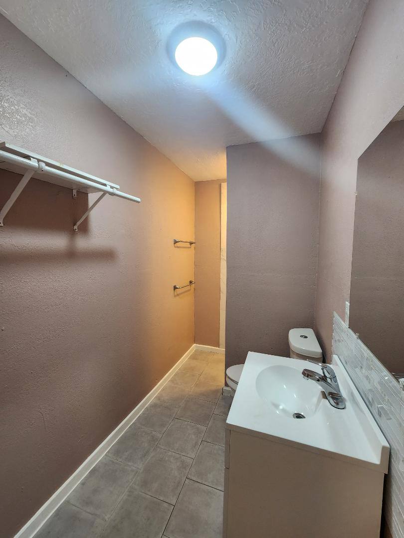 Apartment for rent at 13501 Topeka St #F, Houston, TX 77015