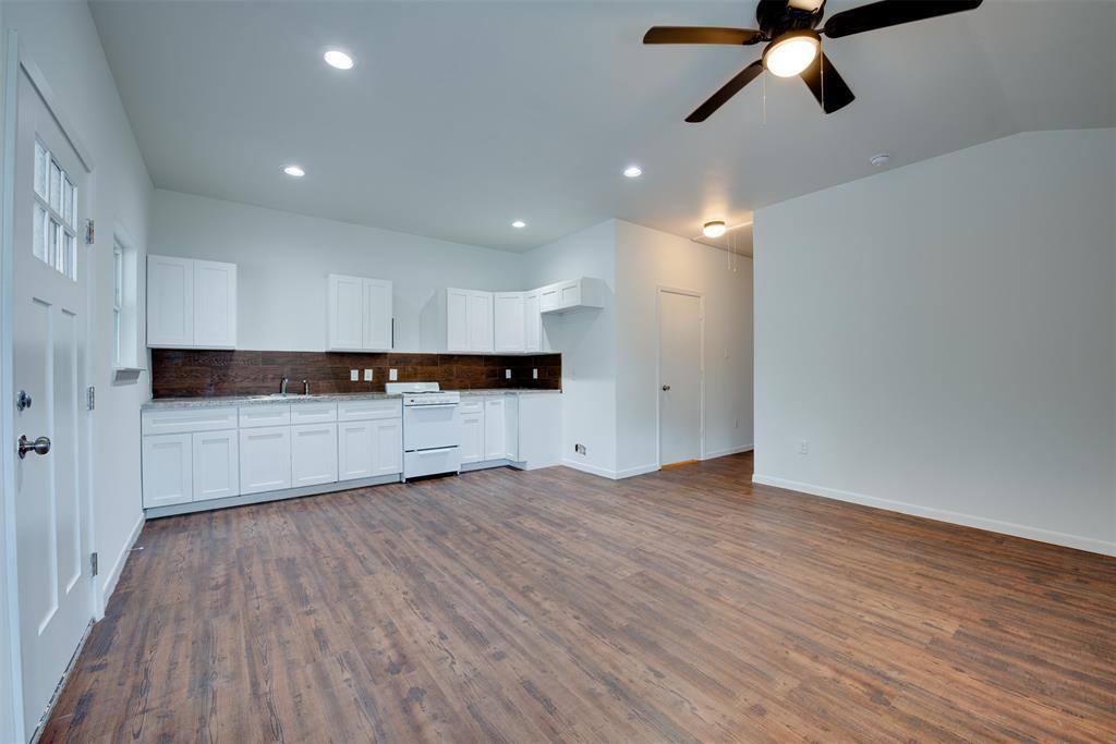 Apartment for rent at 1413 Egypt St, Houston, TX 77009