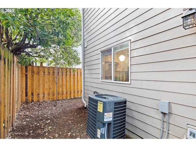 House for rent at 570 NE 55th Ave, Portland, OR 97213