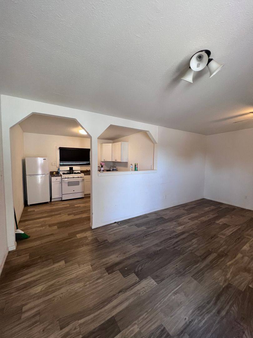 Apartment for rent at 30224 US-Highway, Barstow, CA 92311