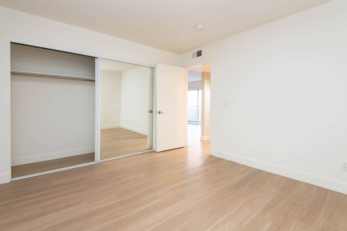 Apartment for rent at 3839 Motor Ave, Culver City, CA 90232