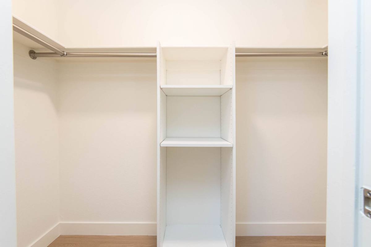 Apartment for rent at 3839 Motor Ave, Culver City, CA 90232