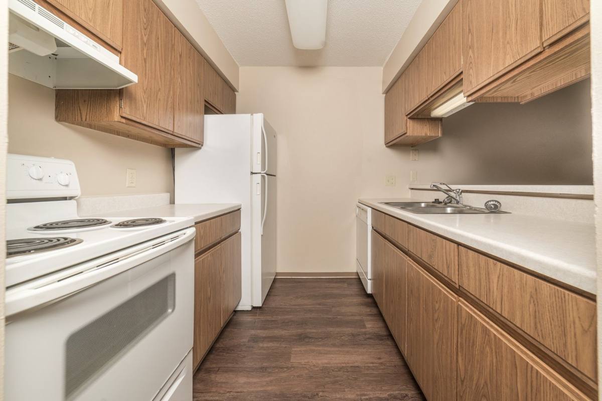 Apartment for rent at 900 E 14th St, Sioux Falls, SD 57104