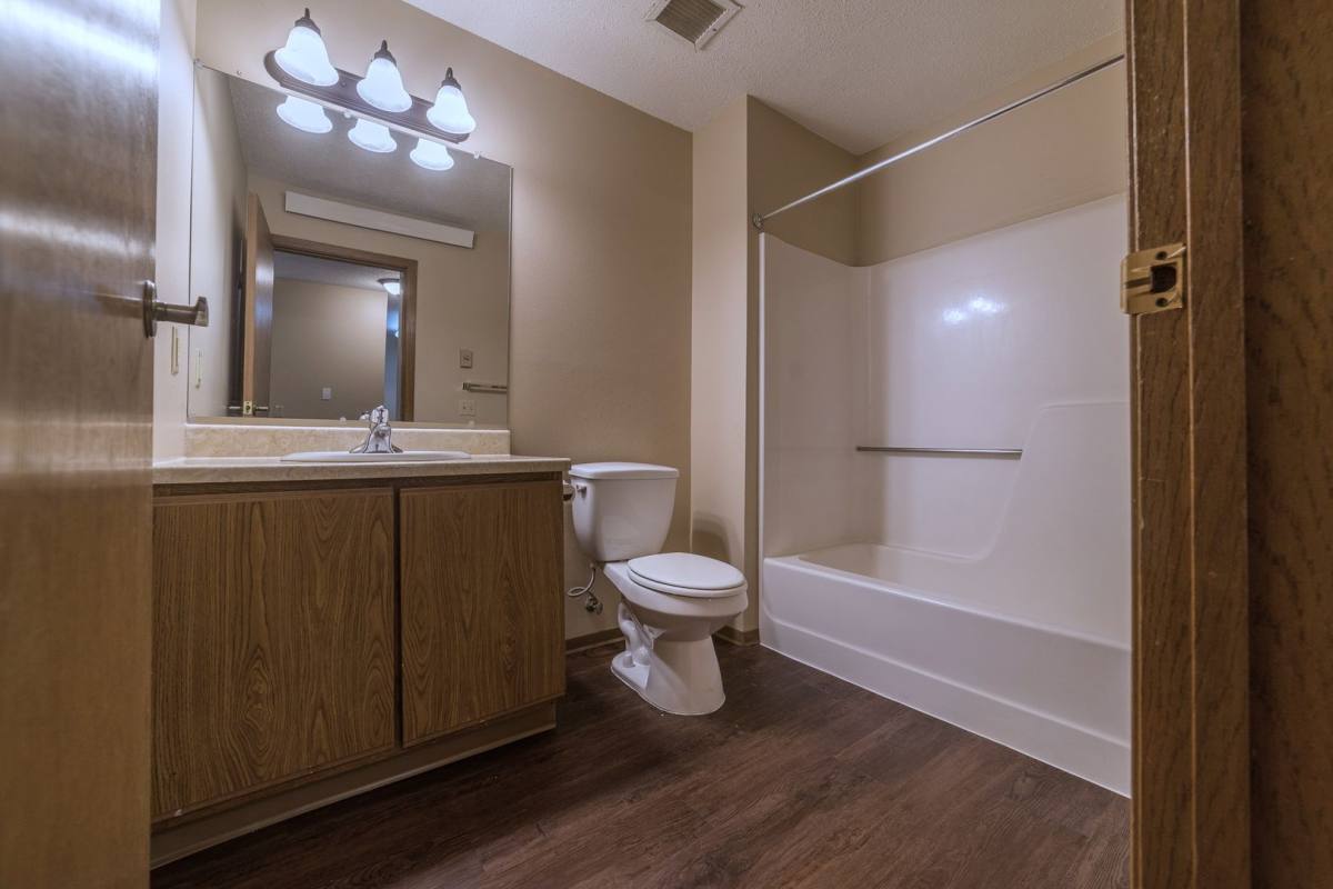Apartment for rent at 900 E 14th St, Sioux Falls, SD 57104