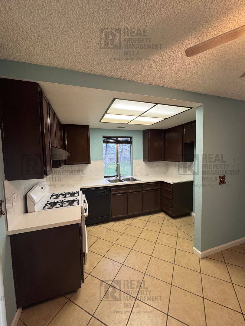 House for rent at 1397 Bushy Tail Trail, San Jacinto, CA 92583