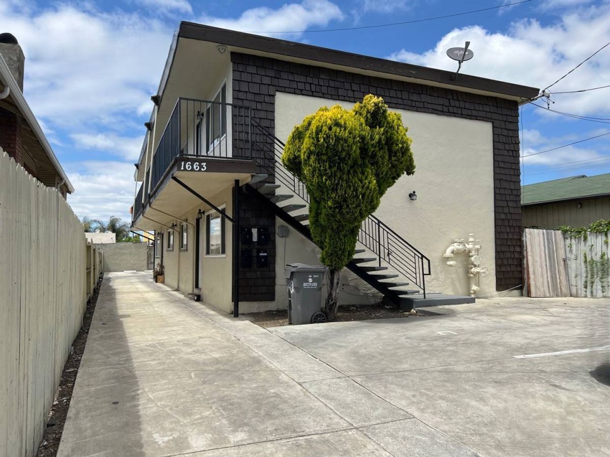 Apartment for rent at 1663 80th Ave, Oakland, CA 94621