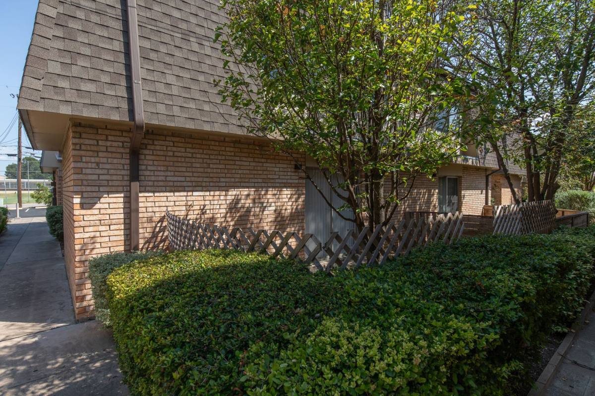 Townhouse for rent at 5506 Grover Ave, Austin, TX 78756