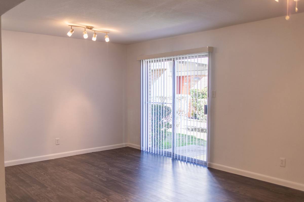 Townhouse for rent at 5506 Grover Ave, Austin, TX 78756