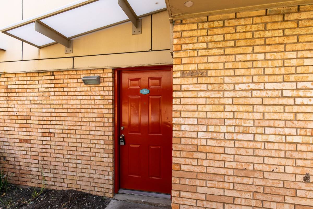 Townhouse for rent at 5506 Grover Ave, Austin, TX 78756