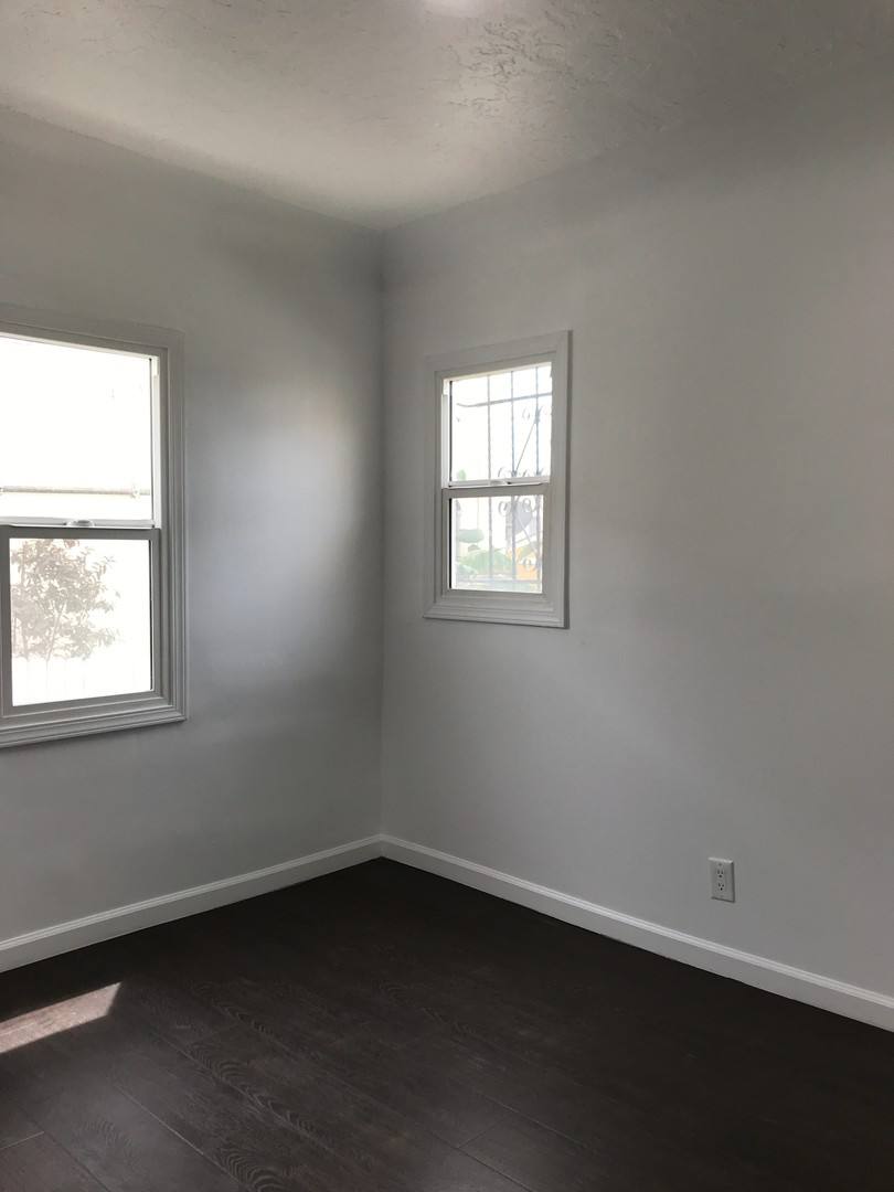 Apartment for rent at 3926 W 28th St, Los Angeles, CA 90018