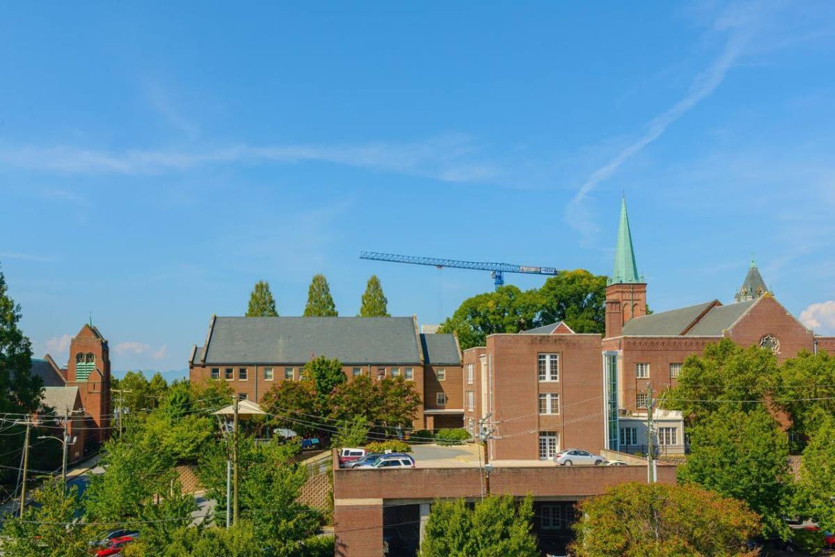 Apartment for rent at 37 Biltmore Ave, Asheville, NC 28801