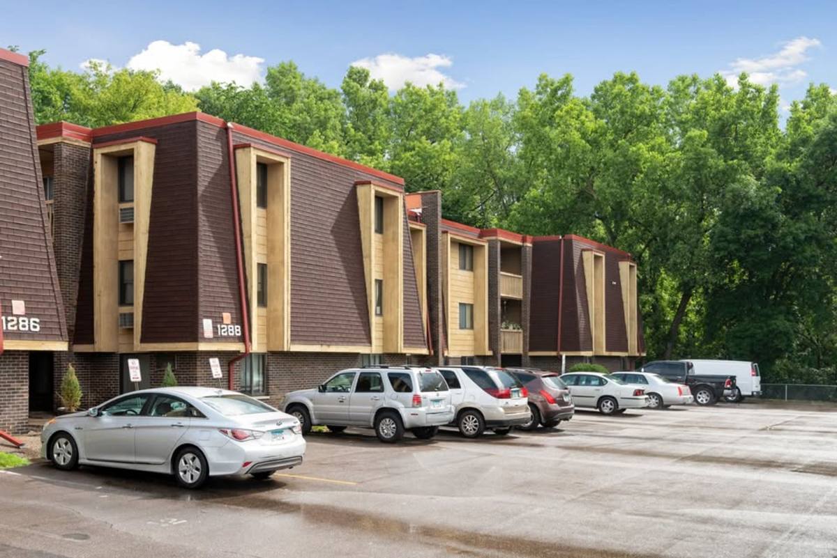 Apartment for rent at 1264 Hazelwood St, Saint Paul, MN 55106