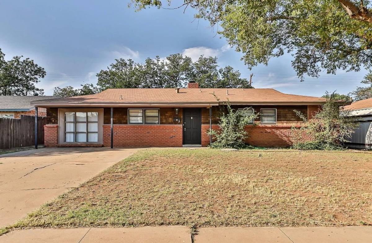 House for rent at 5426 43rd St, Lubbock, TX 79414