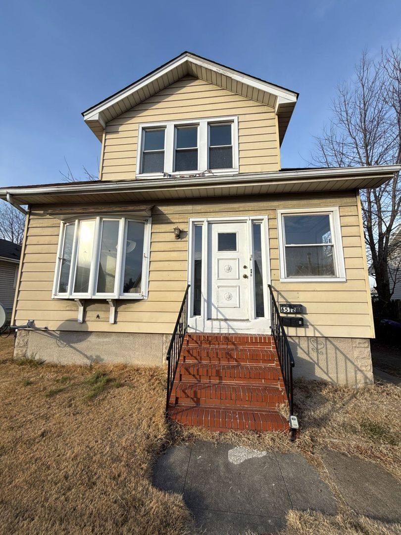 Apartment for rent at 6512 Cleveland Ave, Dundalk, MD 21222