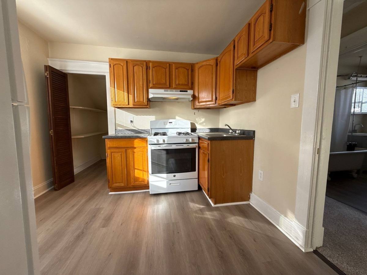 Apartment for rent at 6512 Cleveland Ave, Dundalk, MD 21222