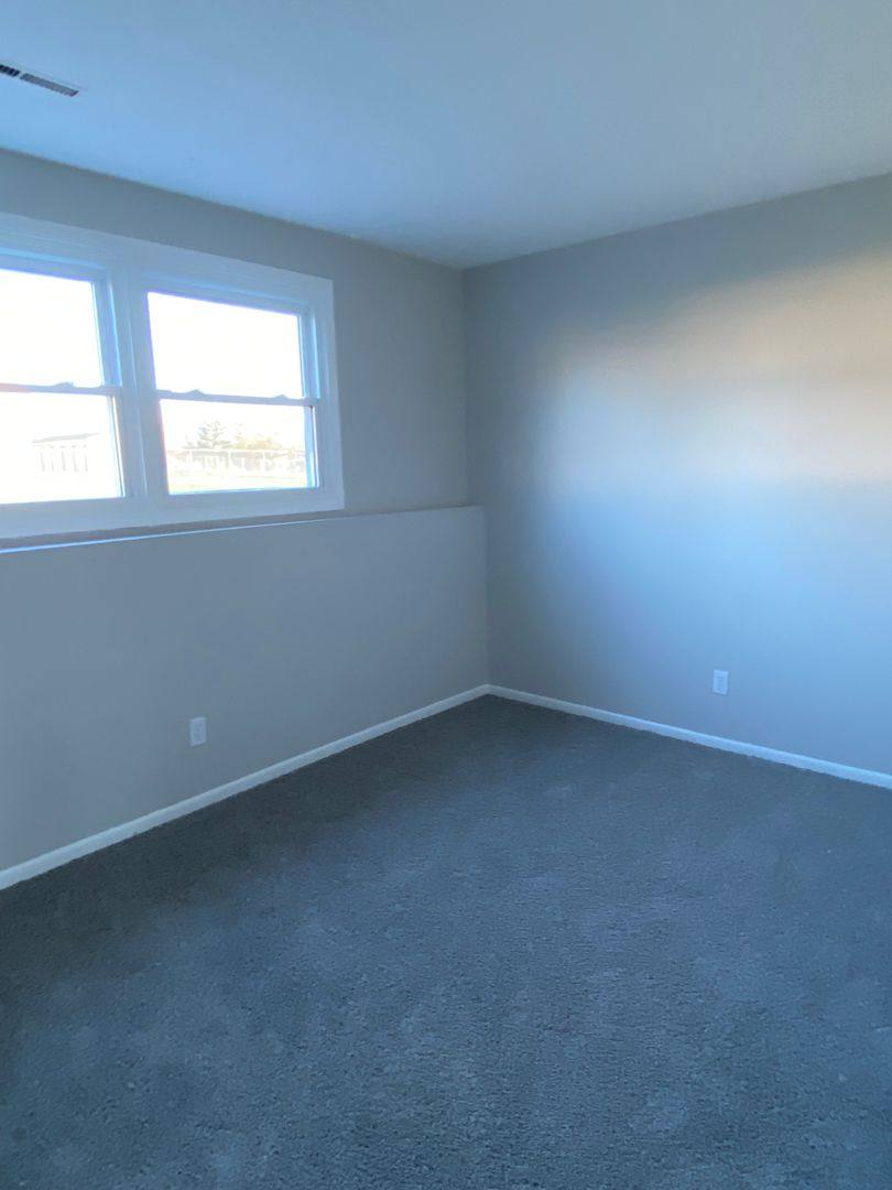 Apartment for rent at 769 W 61st St, Davenport, IA 52806