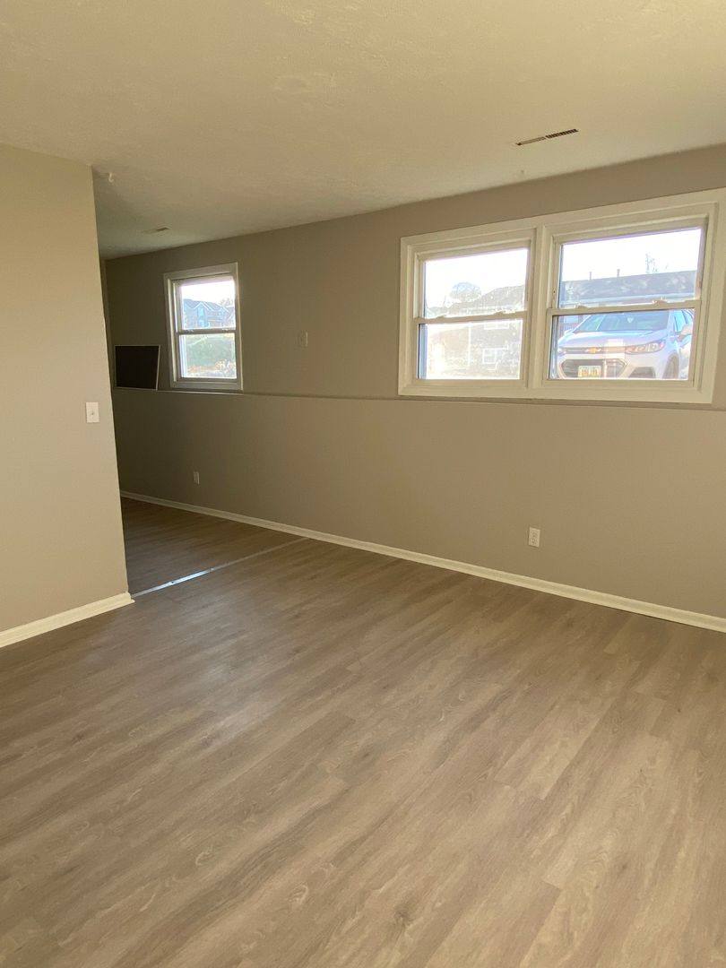 Apartment for rent at 769 W 61st St, Davenport, IA 52806