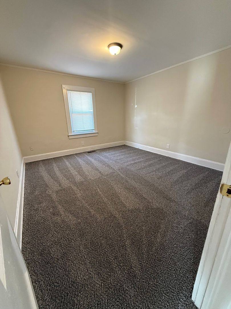 Apartment for rent at 300 Higgs St, Greenville, NC 27834