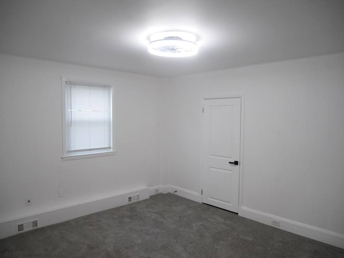 Apartment for rent at 305A S Marlyn Ave, Essex, MD 21221