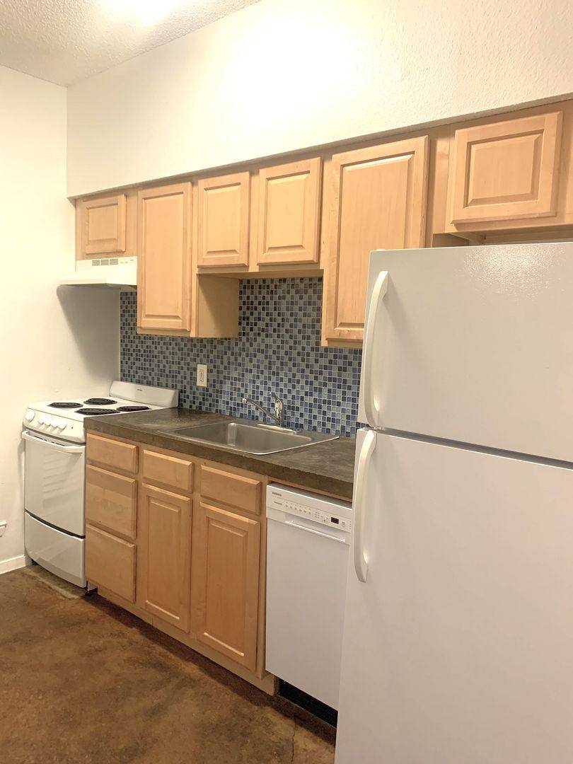 Apartment for rent at 1620 Waterston Ave, Austin, TX 78703