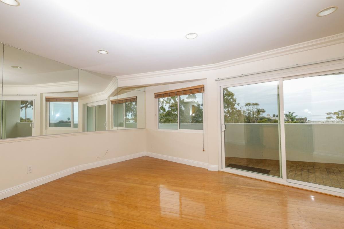 Apartment for rent at 100 Cliff Dr, Laguna Beach, CA 92651
