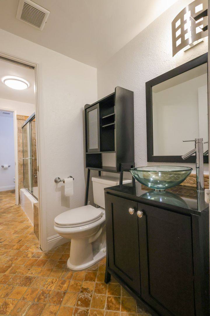 Apartment for rent at 100 Cliff Dr, Laguna Beach, CA 92651