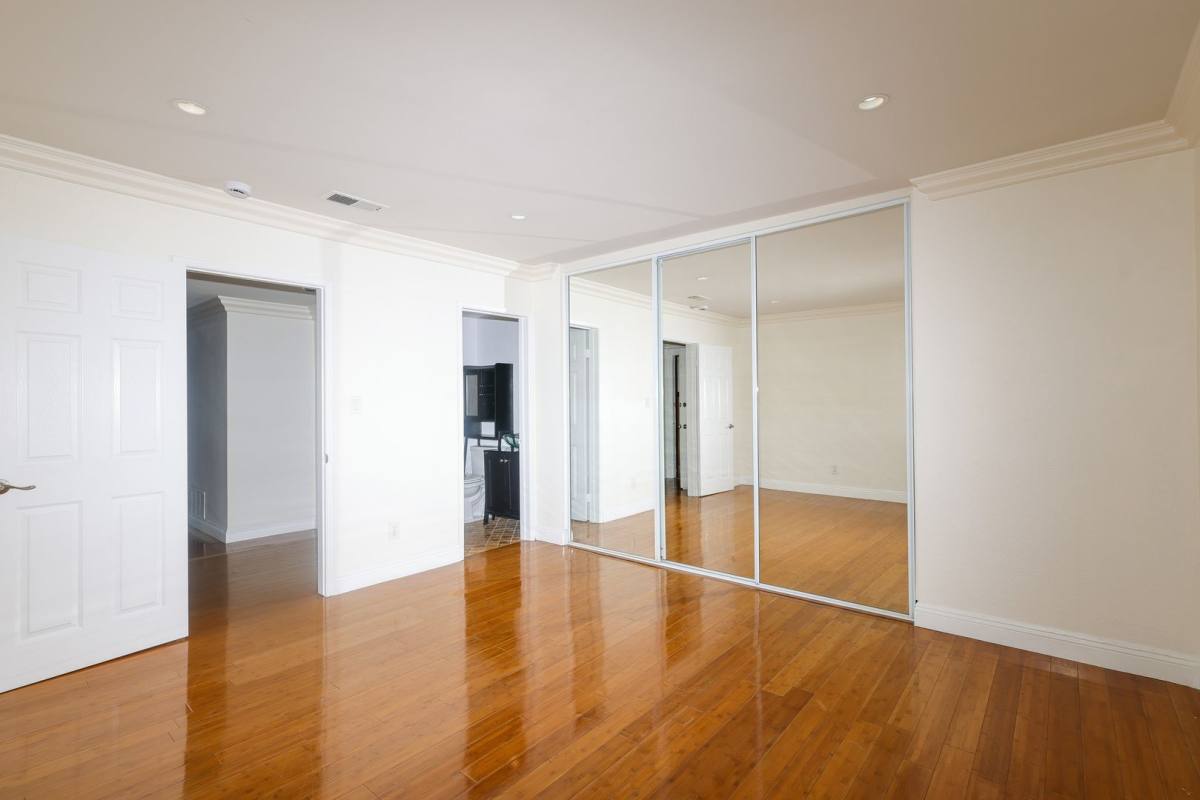 Apartment for rent at 100 Cliff Dr, Laguna Beach, CA 92651
