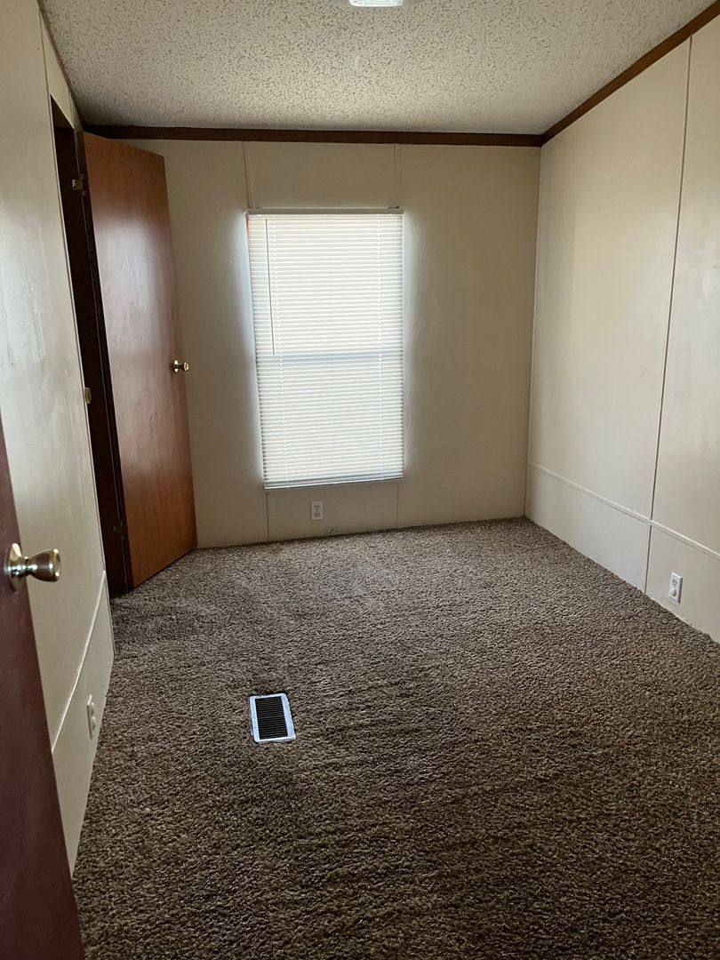 Apartment for rent at 1505 Sheppard Rd, Burkburnett, TX 76354