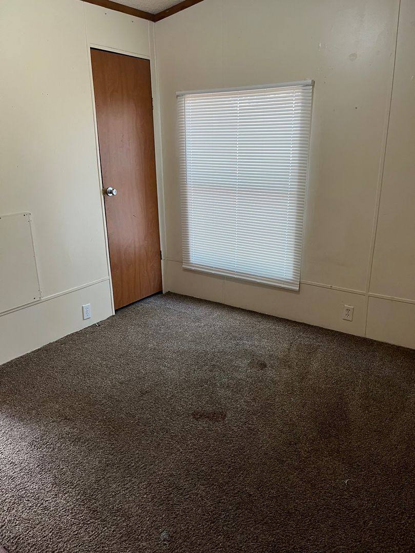Apartment for rent at 1505 Sheppard Rd, Burkburnett, TX 76354