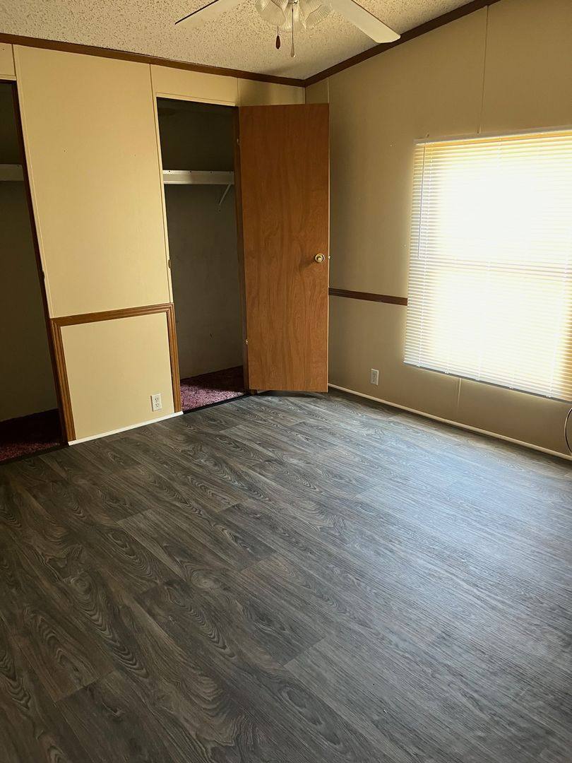 Apartment for rent at 1505 Sheppard Rd, Burkburnett, TX 76354