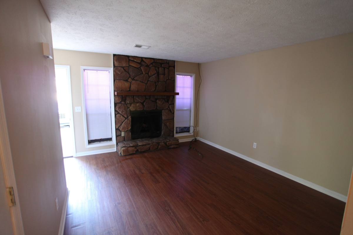 Apartment for rent at 1107 1108 Elliott Ave, Opelika, AL 36801