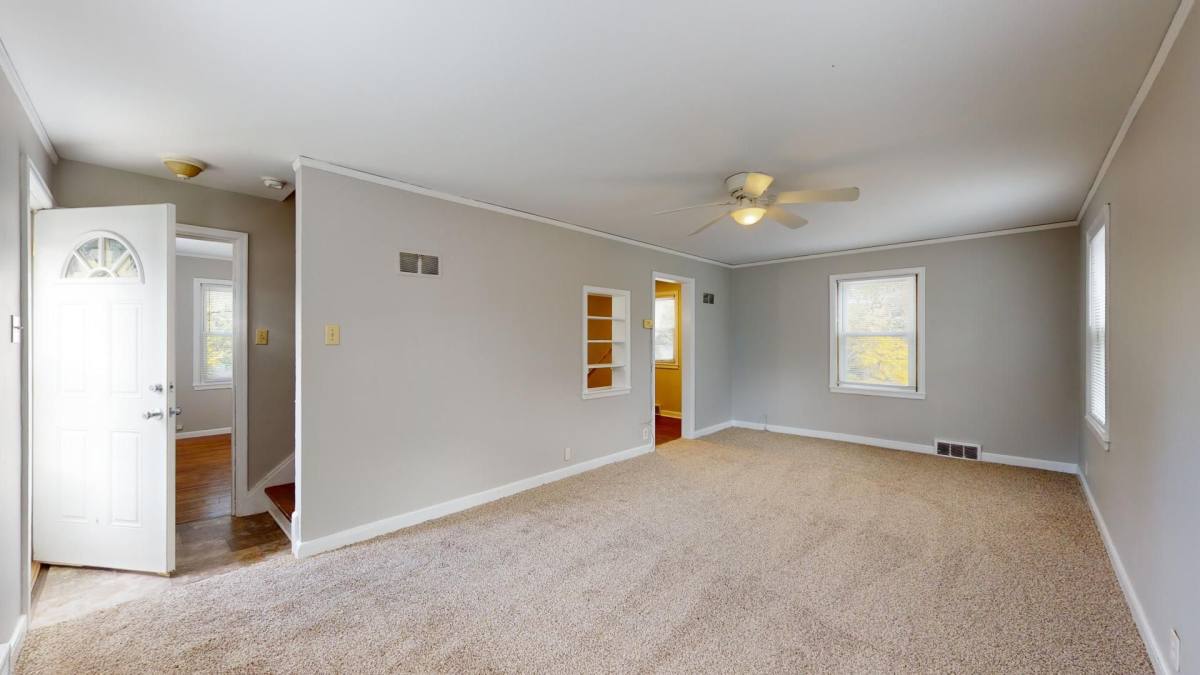 House for rent at 3121 Lincoln Way, Ames, IA 50014