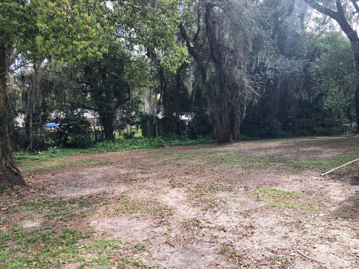 House for rent at 315 S Winslow Ave, Deland, FL 32724