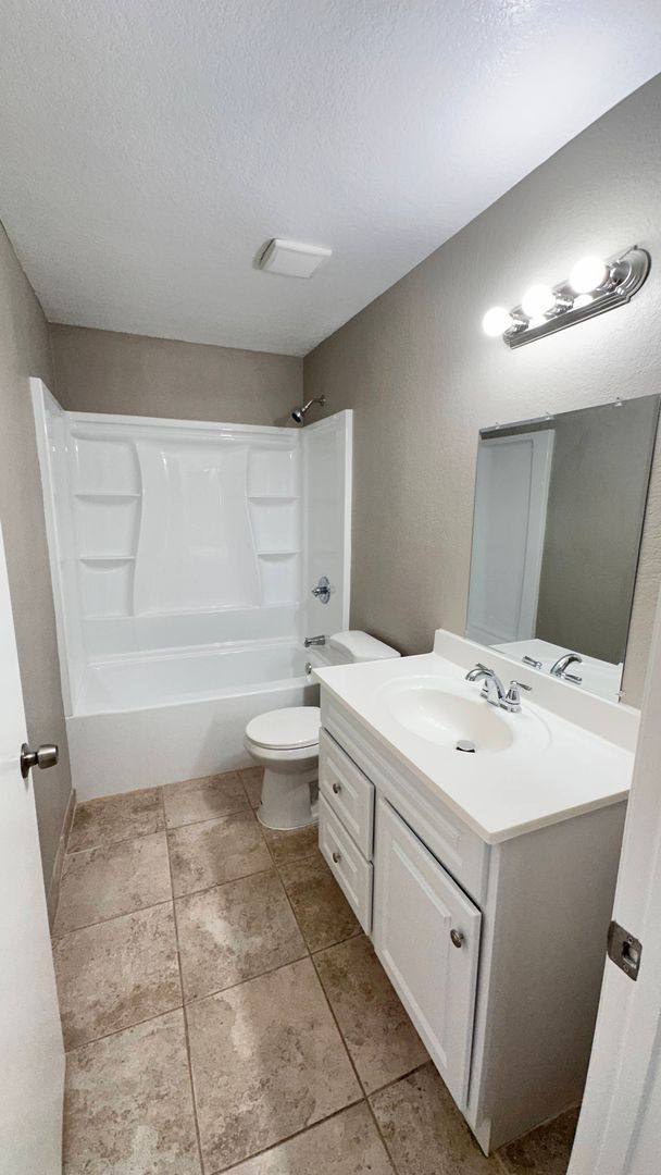 Apartment for rent at 6540 Knott Ave, Buena Park, CA 90621