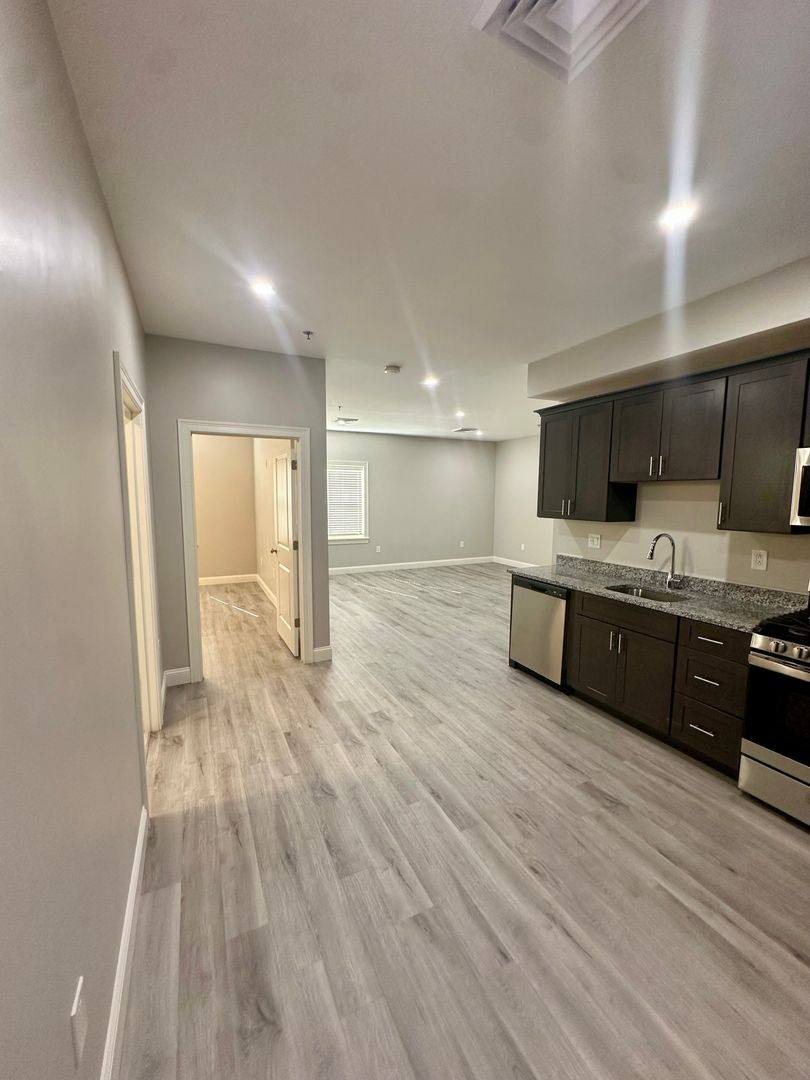 Apartment for rent at 121 Chestnut St, Lawrence, MA 01841