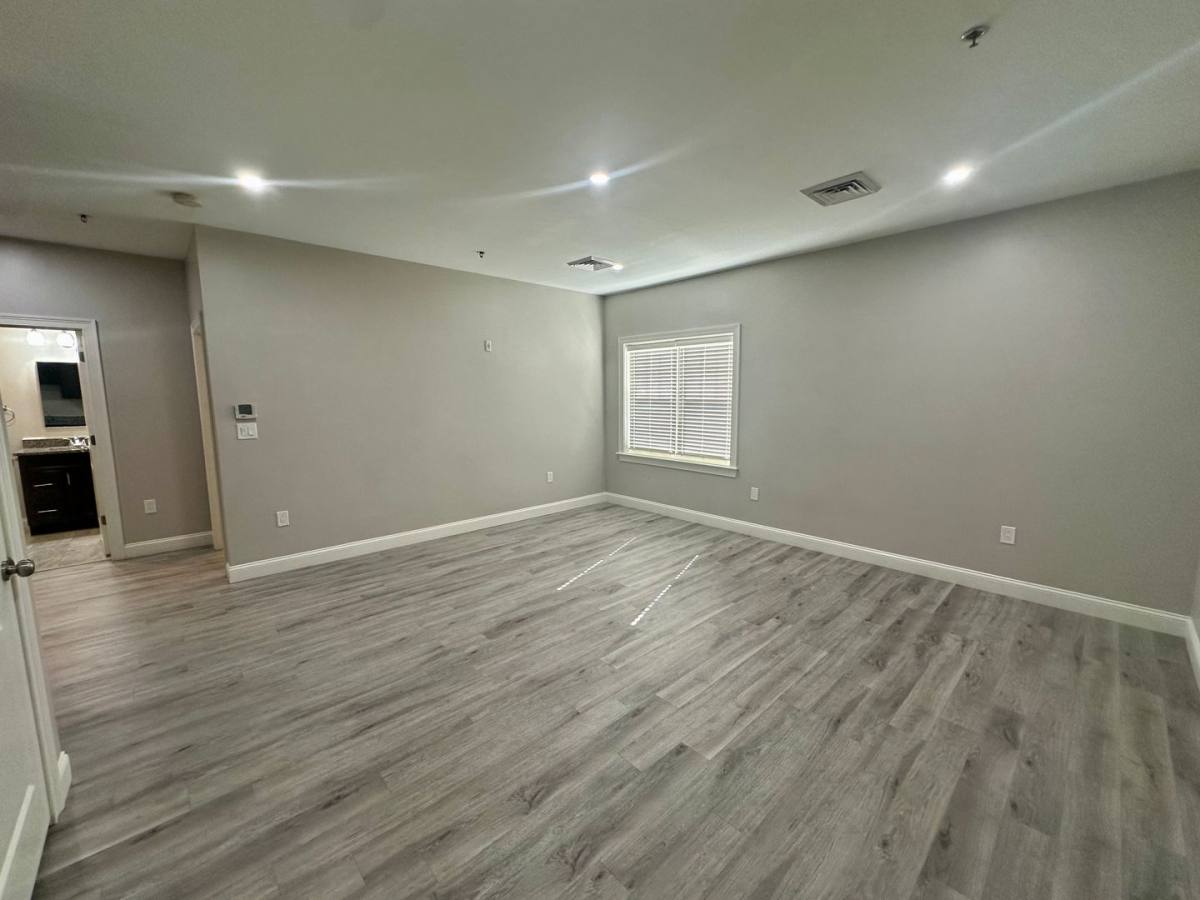 Apartment for rent at 121 Chestnut St, Lawrence, MA 01841