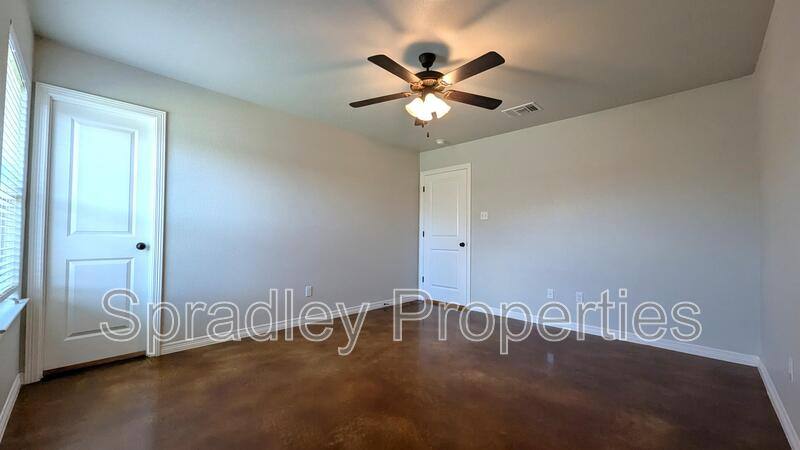 Townhouse for rent at 206A Juniper Dr, Troy, TX 76579