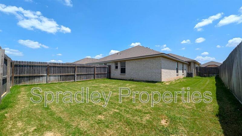 Townhouse for rent at 206A Juniper Dr, Troy, TX 76579