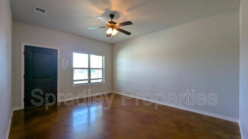 Townhouse for rent at 206A Juniper Dr, Troy, TX 76579