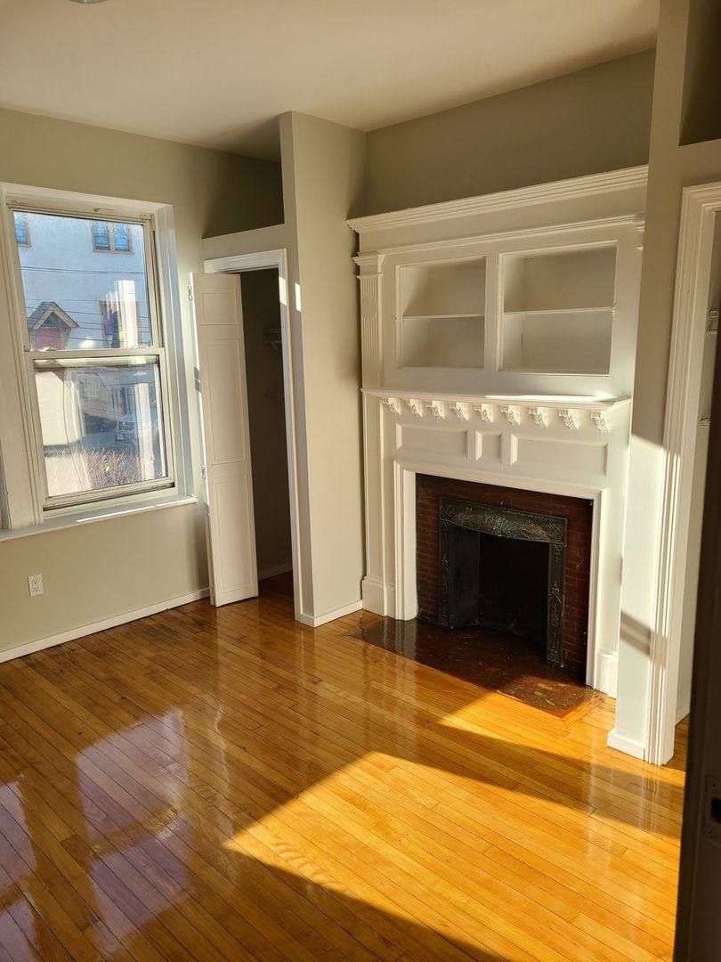 Apartment for rent at 5 Farrington Ave #2B, Allston, MA 02134