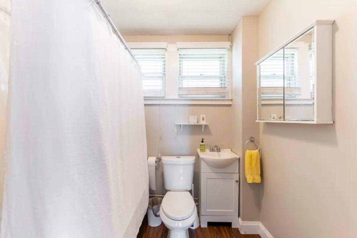 House for rent at 1046 Charles St, Louisville, KY 40204